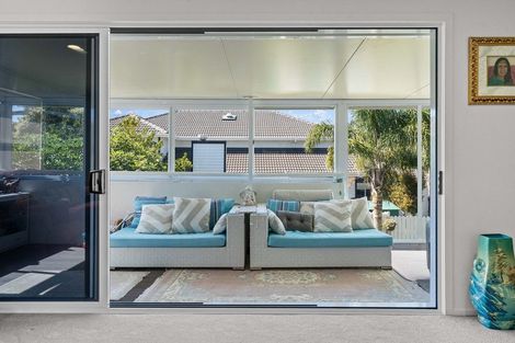 Photo of property in 2 Seychelles Drive, Papamoa Beach, Papamoa, 3118