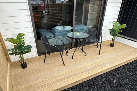 Photo of property in 2/3 Harris Road, Mount Wellington, Auckland, 1051