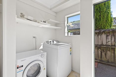 Photo of property in 23 Dan Tori Place, Orewa, 0931