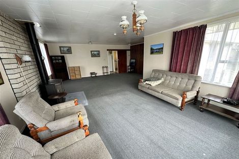 Photo of property in 165 Balmoral Drive, Tokoroa, 3420