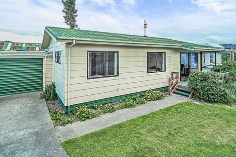 Photo of property in 2/806 Saint Aubyn Street East, Parkvale, Hastings, 4122