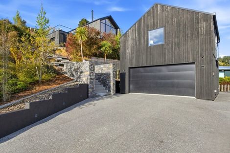 Photo of property in 5 Jahan Lane, Cashmere, Christchurch, 8022