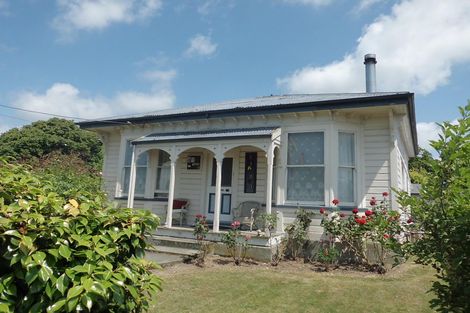 Photo of property in 1 Seddon Street, Temuka, 7920