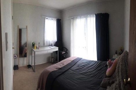 Photo of property in 2/12 Millen Avenue, Pakuranga, Auckland, 2010