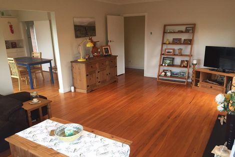 Photo of property in 166 Beach Road, Campbells Bay, Auckland, 0630