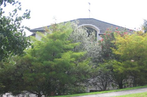 Photo of property in 19 Margaret Henry Crescent, Oteha, Auckland, 0632