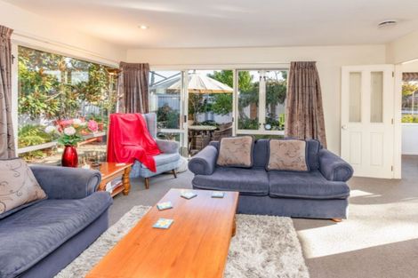 Photo of property in 1/4 Daniels Road, Redwood, Christchurch, 8051