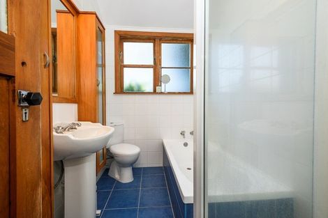 Photo of property in 81 Namata Road, One Tree Hill, Auckland, 1061