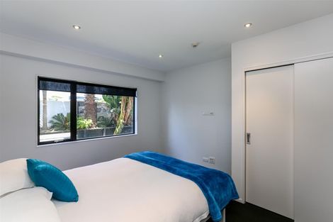 Photo of property in 1152b South Road, Oakura, 4314