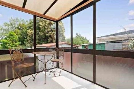 Photo of property in 49 Tupaki Place, Pakuranga Heights, Auckland, 2010