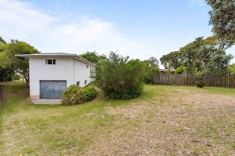 Photo of property in 115 Sylvia Road, Whangamata, 3620