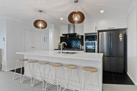 Photo of property in 59 Harding Drive, Papamoa Beach, Papamoa, 3118