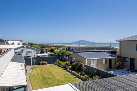 Photo of property in 5 Scott Avenue, Otaki Beach, Otaki, 5512