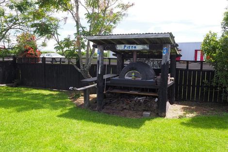 Photo of property in 73 Keepa Road, Coastlands, Whakatane, 3191