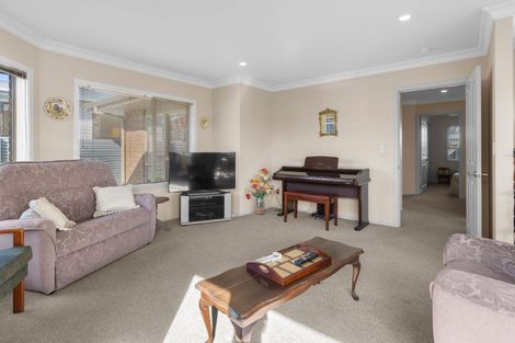Photo of property in 14a Rugby Street, Levin, 5510