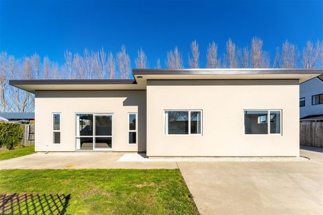 Photo of property in 8a Coppins Place, Motueka, 7120