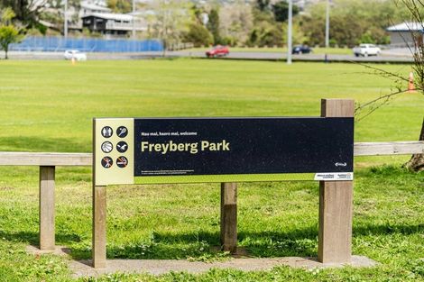 Photo of property in Norfolk Apartments, 305/19 Bute Road, Browns Bay, Auckland, 0630