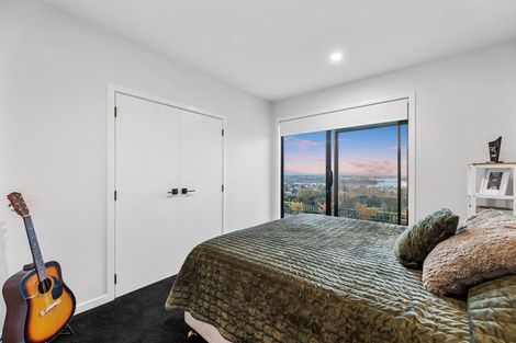 Photo of property in 42 Oceana Drive, Welcome Bay, Tauranga, 3175