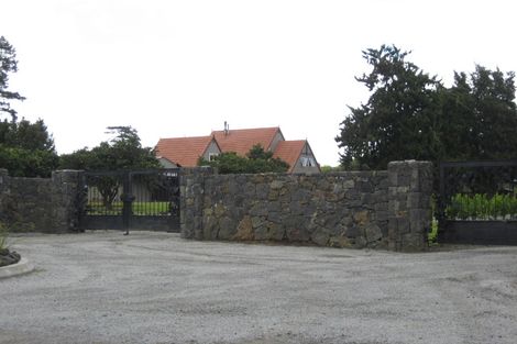 Photo of property in 23 Dysart Lane, Kumeu, 0891