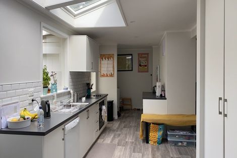 Photo of property in 24 Ngaumatau Road, Point Howard, Lower Hutt, 5013