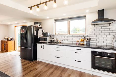 Photo of property in 27 Aspiring Avenue, Milson, Palmerston North, 4414