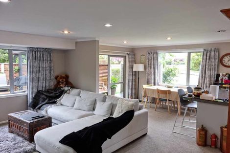 Photo of property in 7 Reeves Road, Acacia Bay, Taupo, 3330