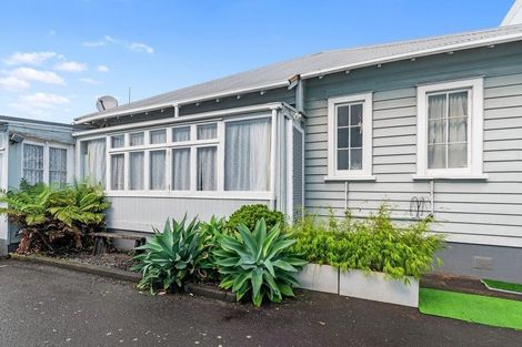 Photo of property in 9/27 Mokoia Road, Birkenhead, Auckland, 0626