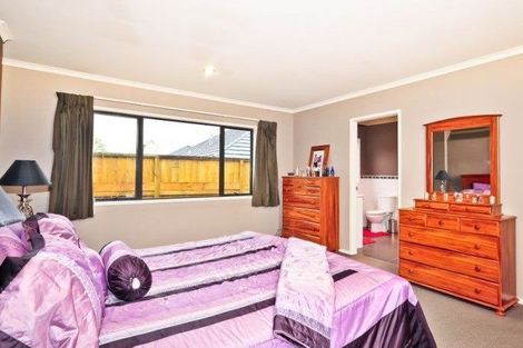 Photo of property in 45 The Esplanade, Huntington, Hamilton, 3210