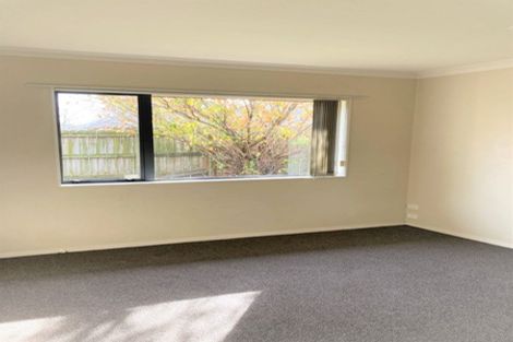 Photo of property in 16 Old Park Place, Takanini, 2112