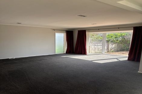 Photo of property in 1/45 Matipo Road, Mairangi Bay, Auckland, 0630
