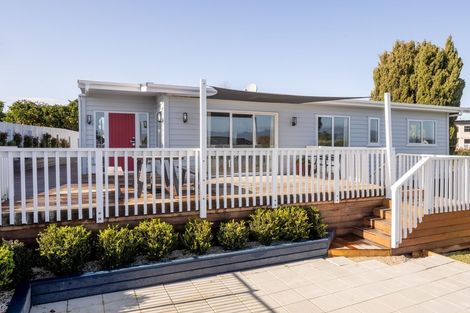 Photo of property in 12 Mcdonnell Street, Omokoroa, 3114