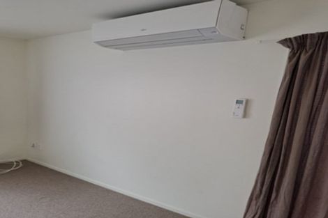 Photo of property in 7a Abel Tasman Avenue, Henderson, Auckland, 0610