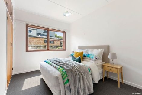 Photo of property in 72 Shoreham Street, Avondale, Auckland, 0600