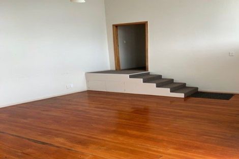 Photo of property in 662a Beach Road, Browns Bay, Auckland, 0630