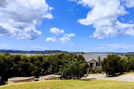 Photo of property in 8 Daphne Place, Mangawhai, 0505