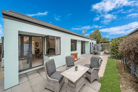 Photo of property in 1/66 Broadhaven Avenue, Parklands, Christchurch, 8083