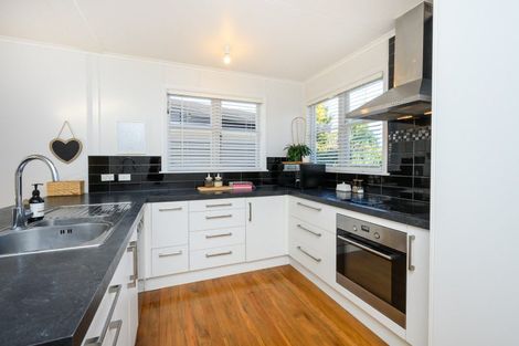 Photo of property in 15b Lifford Place, Awapuni, Palmerston North, 4412