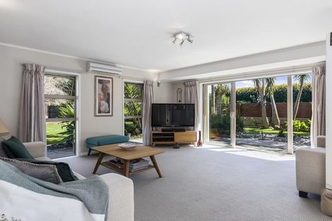Photo of property in 2 Waimanu Place, Point Wells, Warkworth, 0986