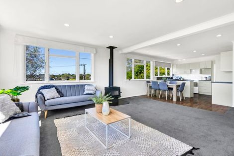 Photo of property in 1 Fairfax Terrace, Frankleigh Park, New Plymouth, 4310