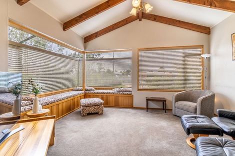 Photo of property in 10 Calder Place, Winton, 9720