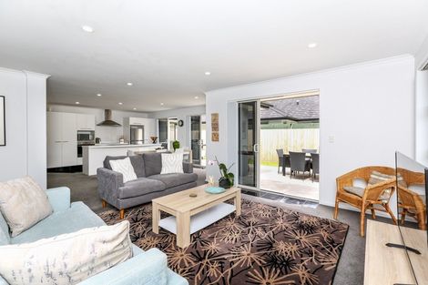 Photo of property in 27a Bulkeley Terrace, New Plymouth, 4310