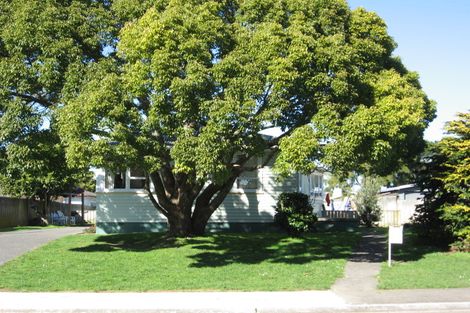 Photo of property in 20 Eastburn Street, Papakura, 2110