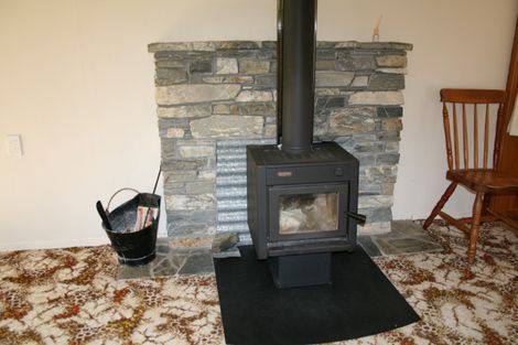 Photo of property in 19 Sutherland Road, Omarama, 9412