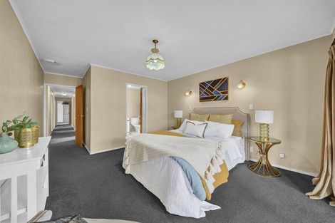 Photo of property in 16 Westholm Way, Pahurehure, Papakura, 2113