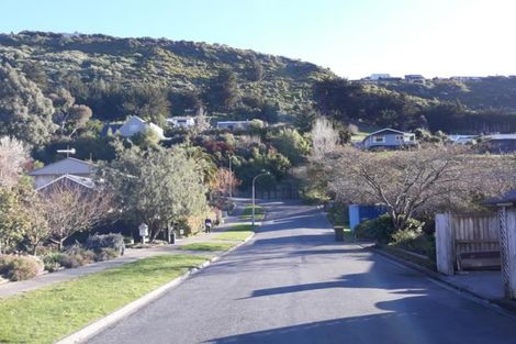 Photo of property in 8 Dalefield Drive, Cashmere, Christchurch, 8022