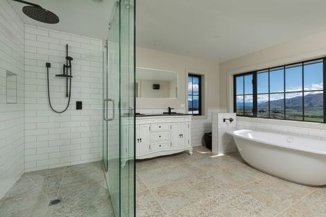 Photo of property in 23 Miharo Lane, Queensberry, Cromwell, 9383