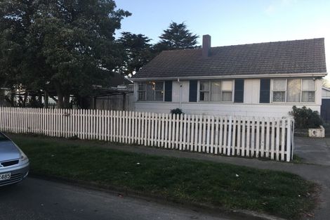 Photo of property in 33 Hillary Crescent, Upper Riccarton, Christchurch, 8041