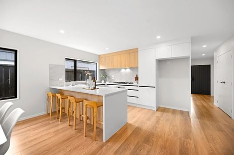 Photo of property in 60 Overton Street, Rototuna North, 3210