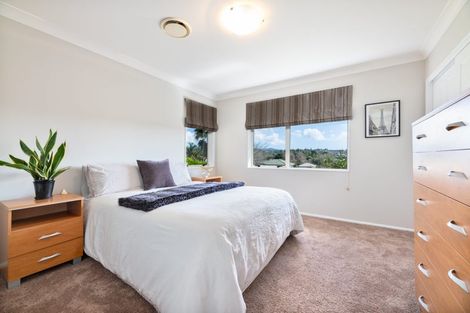 Photo of property in 3 Semillon Avenue, Henderson, Auckland, 0612