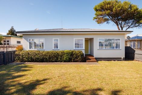 Photo of property in 230a Tremaine Avenue, Highbury, Palmerston North, 4412